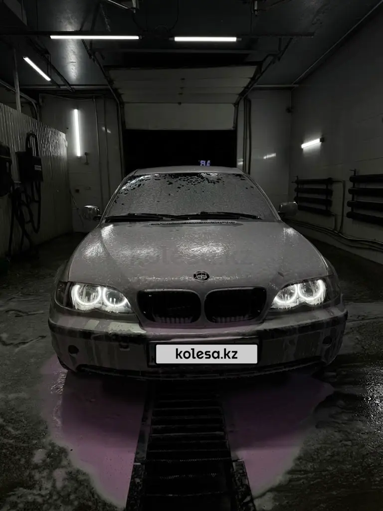 BMW 3 Series, 2003