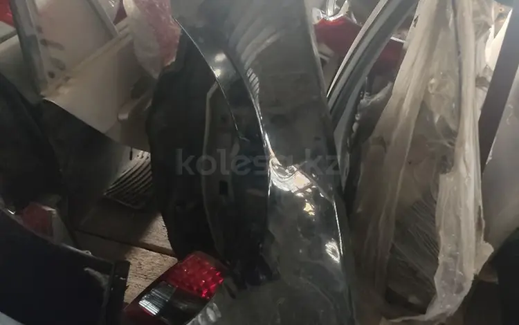 Переднее крыло BMW E60 E70 E90 за 10 000 тг. в Алматы