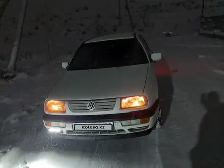 Volkswagen Vento 1993 года за 1 680 000 тг. в Алматы – фото 3