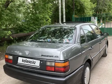 Volkswagen Passat 1993 года за 1 170 000 тг. в Караганда – фото 2