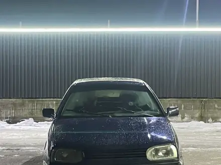 Volkswagen Golf 1993 года за 1 200 000 тг. в Есик