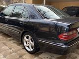Mercedes-Benz E 240 1999 годаүшін3 100 000 тг. в Шымкент – фото 4