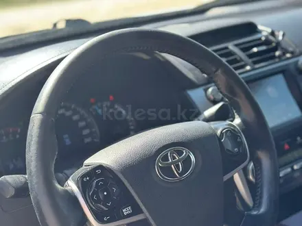Toyota Camry 2013 года за 9 200 000 тг. в Актобе – фото 9