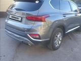 Hyundai Santa Fe 2019 годаүшін10 500 000 тг. в Караганда – фото 2