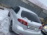 Chevrolet Lacetti 2009 года за 1 900 000 тг. в Атырау – фото 3