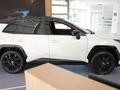 Toyota RAV4 Style HEV 2026 года за 26 390 000 тг. в Петропавловск – фото 4