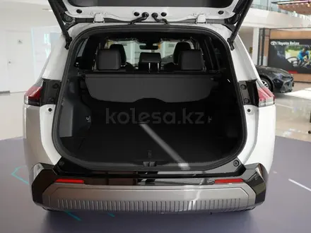 Toyota RAV4 Style HEV 2026 года за 26 390 000 тг. в Петропавловск – фото 30