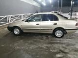 Toyota Carina E 1993 года за 1 450 000 тг. в Шымкент – фото 2