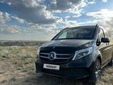 Mercedes-Benz V 250 2022 года за 45 000 000 тг. в Алматы