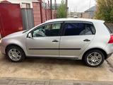 Volkswagen Golf 2005 года за 3 300 000 тг. в Туркестан – фото 2