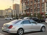 Mercedes-Benz S 550 2010 года за 9 000 000 тг. в Астана – фото 4