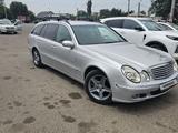 Mercedes-Benz E 220 2004 годаfor4 200 000 тг. в Алматы