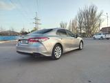 Toyota Camry 2020 годаfor13 000 000 тг. в Жаркент – фото 4