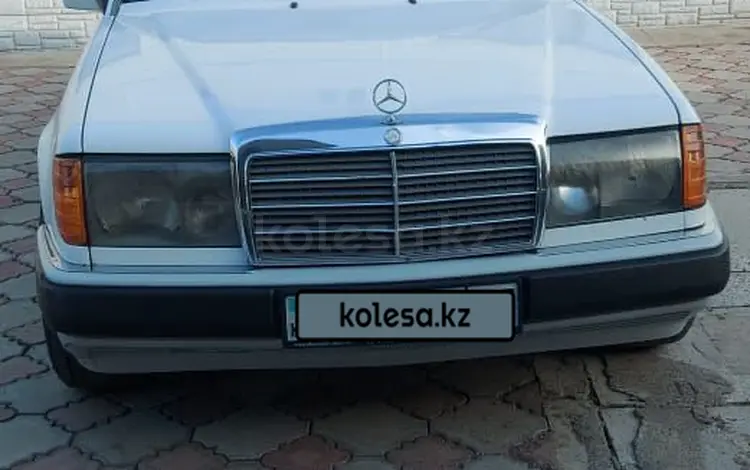 Mercedes-Benz E 260 1994 годаүшін2 500 000 тг. в Алматы
