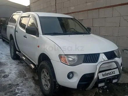 Mitsubishi L200 2006 года за 5 200 000 тг. в Алматы