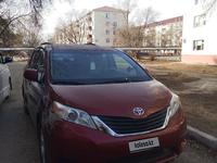 Toyota Sienna 2011 года за 7 500 000 тг. в Атырау