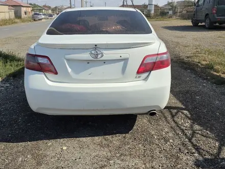 Toyota Camry 2006 года за 4 800 000 тг. в Актобе – фото 2