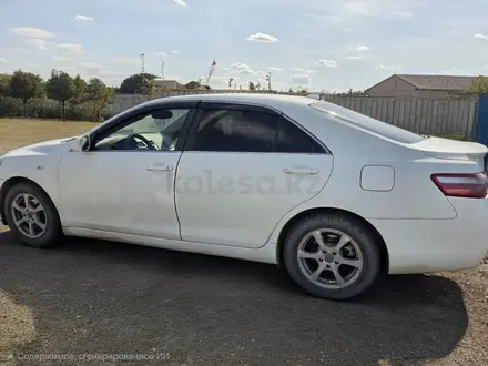 Toyota Camry 2006 года за 4 800 000 тг. в Актобе – фото 4
