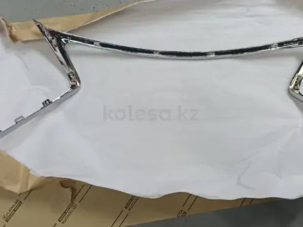 Молдинг решетки радиатора Lexus NX 14-24 за 20 000 тг. в Алматы – фото 4
