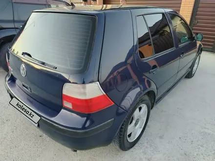 Volkswagen Golf 2000 года за 1 380 000 тг. в Атырау – фото 3