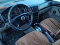 Volkswagen Golf 2000 года за 1 380 000 тг. в Атырау – фото 5