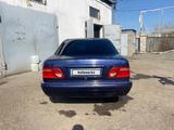 Mercedes-Benz E 230 1995 года за 1 800 000 тг. в Экибастуз – фото 4