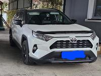Toyota RAV4 2021 годаүшін18 888 000 тг. в Атырау