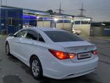 Hyundai Sonata 2009 годаүшін5 000 000 тг. в Алматы – фото 2
