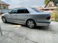 Mercedes-Benz E 240 1999 годаүшін3 400 000 тг. в Алматы – фото 6