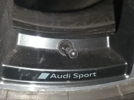 Audi Q8 2020 года за 27 900 000 тг. в Алматы – фото 13