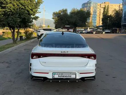 Kia K5 2022 года за 12 500 000 тг. в Алматы – фото 2