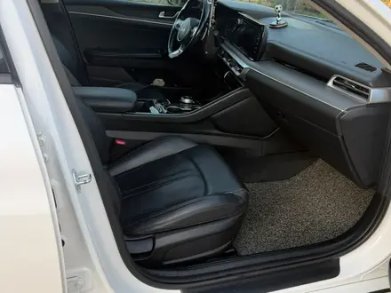 Kia K5 2022 года за 12 500 000 тг. в Алматы – фото 9