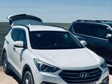 Hyundai Santa Fe 2016 года за 10 500 000 тг. в Актау