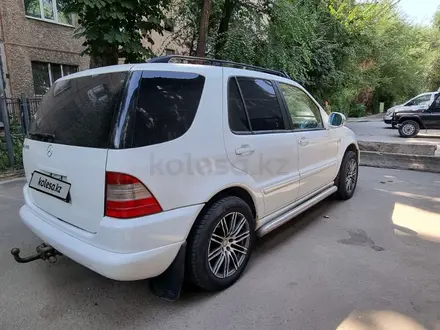 Mercedes-Benz ML 430 2000 года за 3 500 000 тг. в Алматы – фото 7