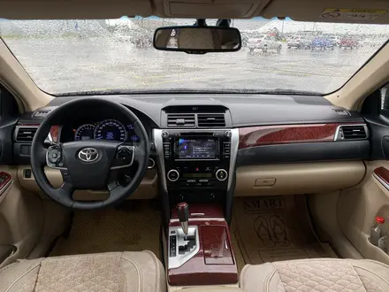 Toyota Camry 2013 года за 9 000 000 тг. в Уральск – фото 12