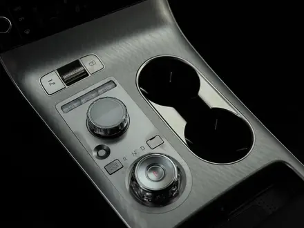 Genesis GV70 2.5T 2025 года за 31 190 000 тг. в Алматы – фото 12