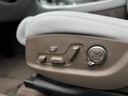 Genesis GV70 2.5T 2025 года за 31 190 000 тг. в Алматы – фото 16