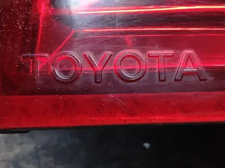 Стоп фонарь Toyota Ipsum Avensis Verso за 25 000 тг. в Астана – фото 3
