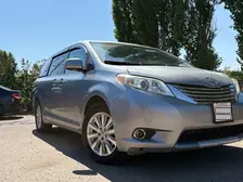 Toyota Sienna, 2011