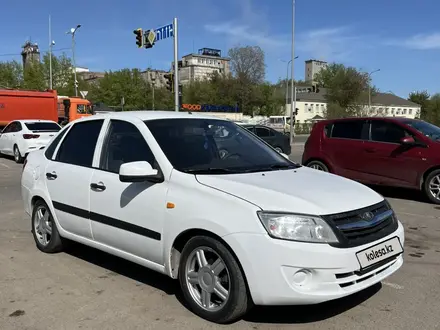 ВАЗ (Lada) Granta 2190 2013 года за 1 800 000 тг. в Астана