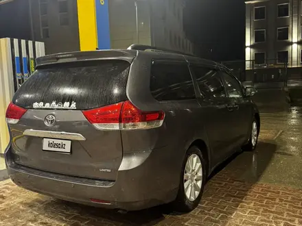 Toyota Sienna 2013 года за 8 999 999 тг. в Актау – фото 15