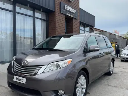 Toyota Sienna 2013 года за 8 999 999 тг. в Актау – фото 2