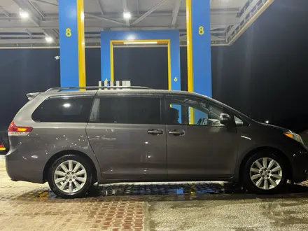 Toyota Sienna 2013 года за 8 999 999 тг. в Актау – фото 9