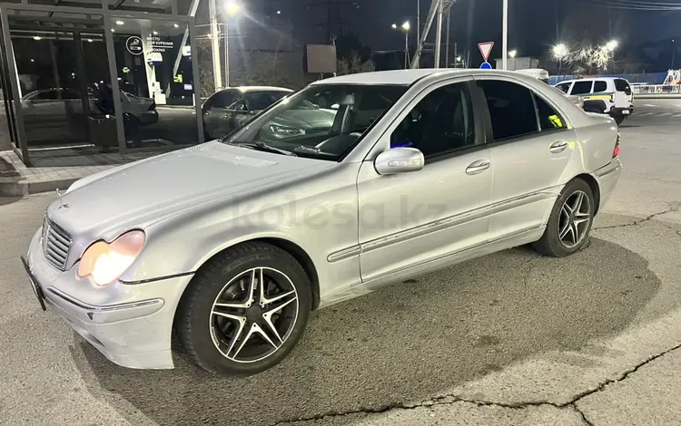 Mercedes-Benz C 240 2000 года за 2 000 000 тг. в Алматы
