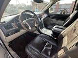 Cadillac Escalade 2011 годаүшін11 100 000 тг. в Усть-Каменогорск – фото 4