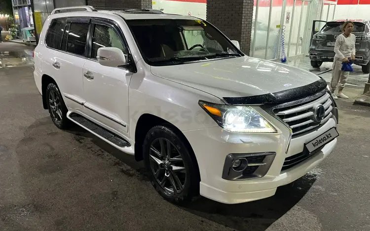 Lexus LX 570 2014 годаүшін27 000 000 тг. в Алматы