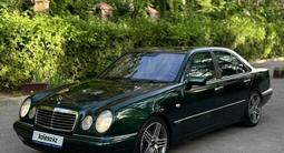 Mercedes-Benz E 230 1997 года за 2 800 000 тг. в Алматы – фото 3