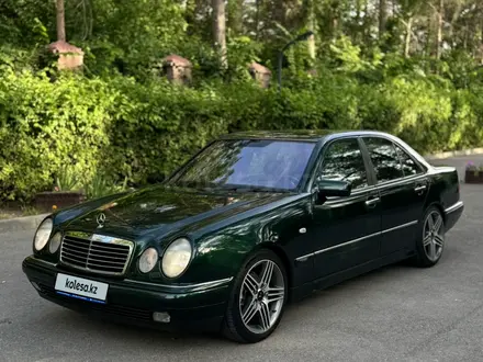 Mercedes-Benz E 230 1997 года за 2 800 000 тг. в Алматы – фото 3