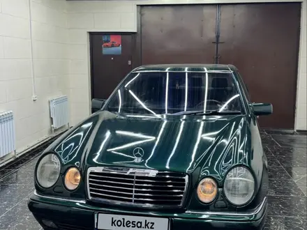 Mercedes-Benz E 230 1997 года за 2 800 000 тг. в Алматы – фото 20