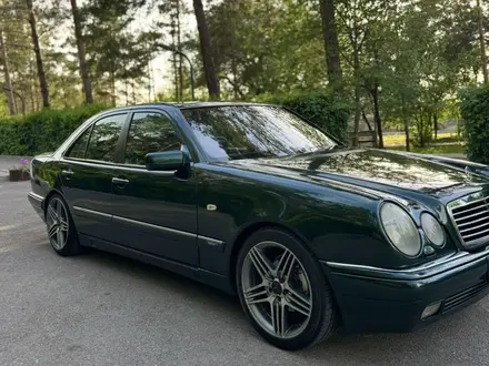 Mercedes-Benz E 230 1997 года за 2 800 000 тг. в Алматы – фото 5